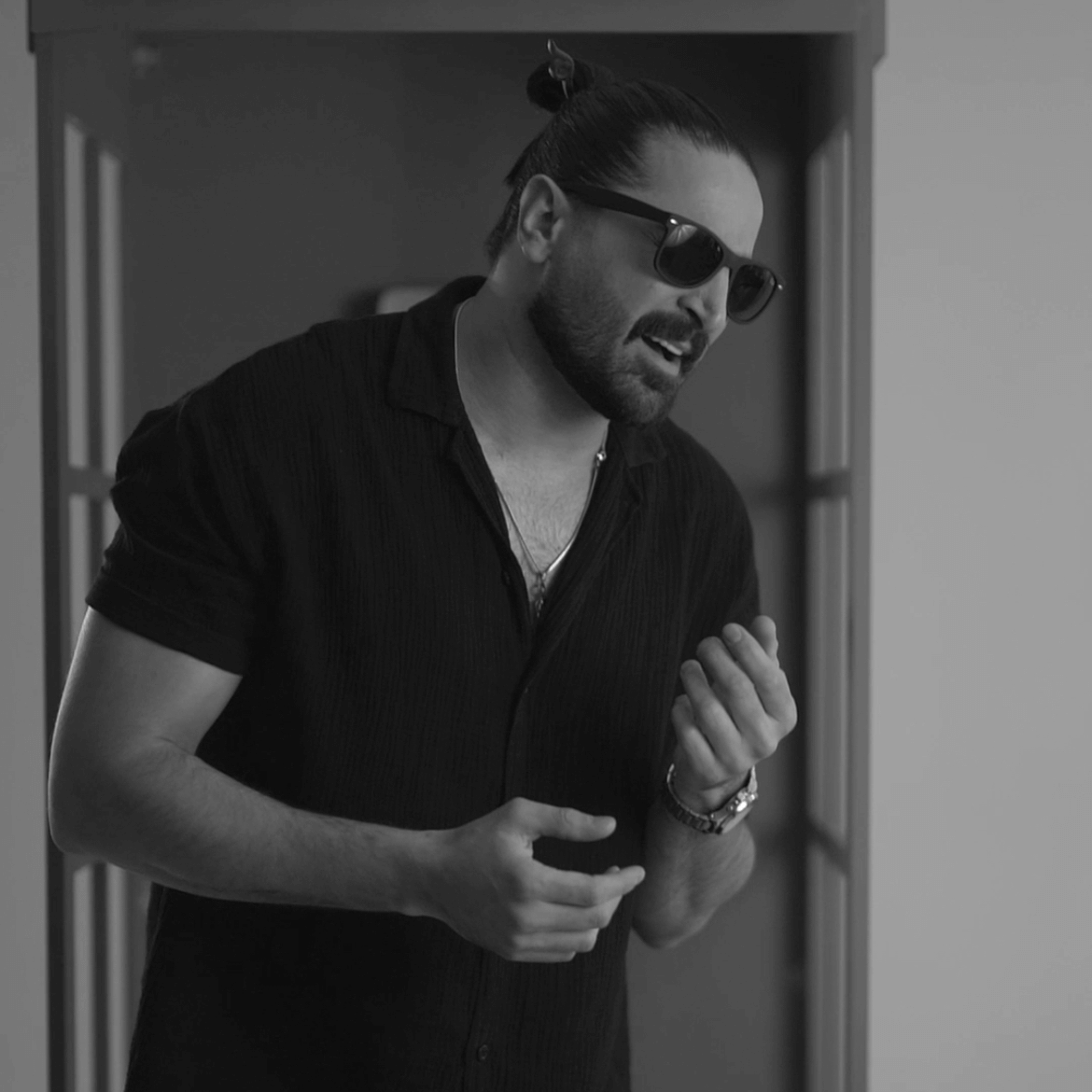 دانلود آهنگ یه دنده میثم احدی