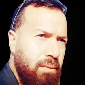 دانلود آهنگ دنیا ببین دوباره چه بد شده روزامون از امیر سرای زن