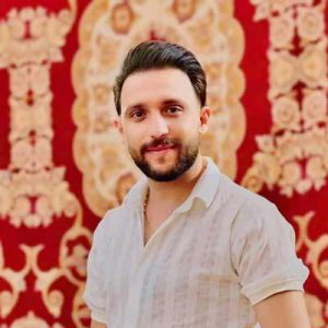 دانلود آهنگ آیفون 16 از مصطفی ابراهیمی