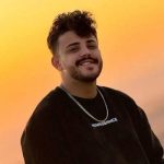 دانلود آهنگ کی اشکاتو پاک میکنه از محمد ملایی دانلود آهنگ کی اشکاتو پاک میکنه از محمد ملایی